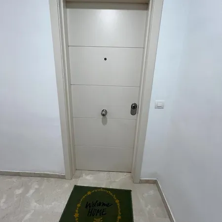 In - Sea & Golf View With Swimming Pool Apartment