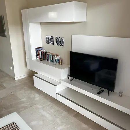 Apartman In - Sea & Golf View With Swimming Pool *