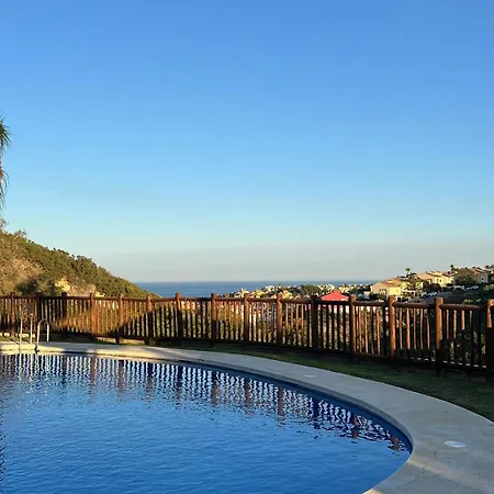 Apartman In - Sea & Golf View With Swimming Pool *